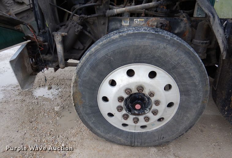 image for item KR9289 2007 Kenworth T800  semi truck