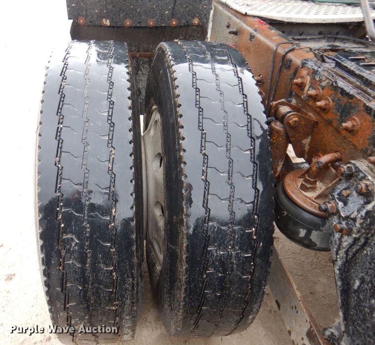 image for item KR9289 2007 Kenworth T800  semi truck