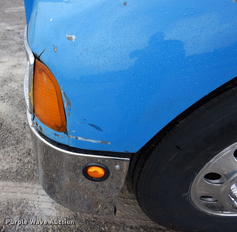 image for item KR9293 2000 Kenworth T300  dump flatbed truck