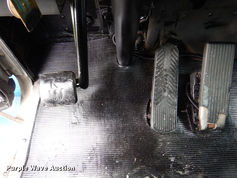 image for item KR9293 2000 Kenworth T300  dump flatbed truck