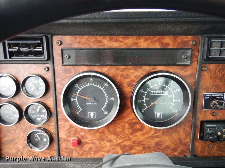 image for item KR9293 2000 Kenworth T300  dump flatbed truck