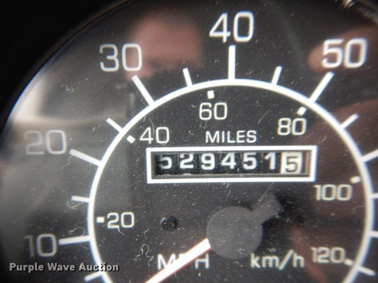 image for item KR9293 2000 Kenworth T300  dump flatbed truck