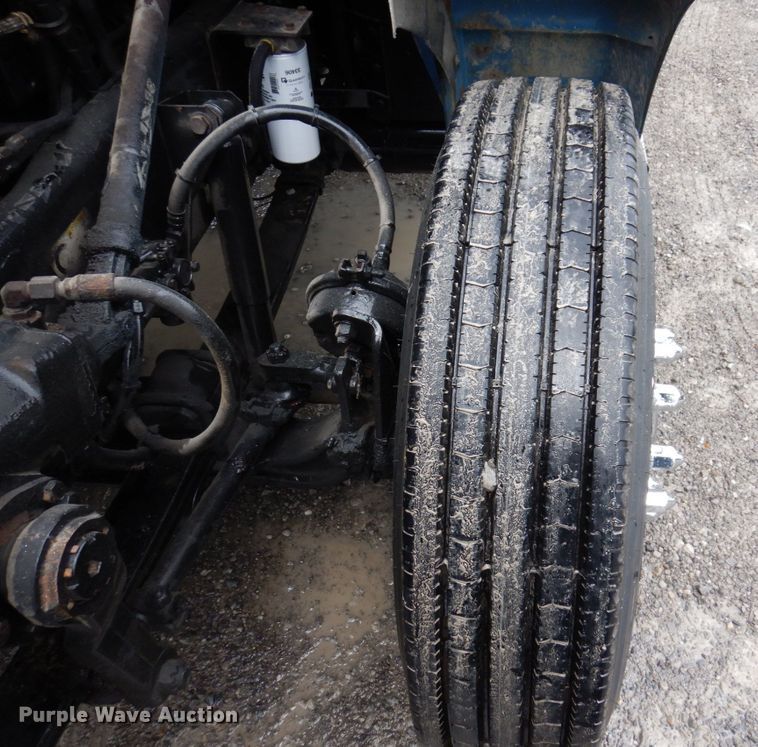 image for item KR9293 2000 Kenworth T300  dump flatbed truck