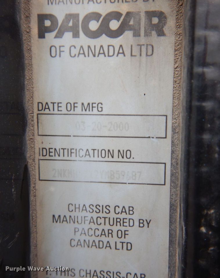 image for item KR9293 2000 Kenworth T300  dump flatbed truck