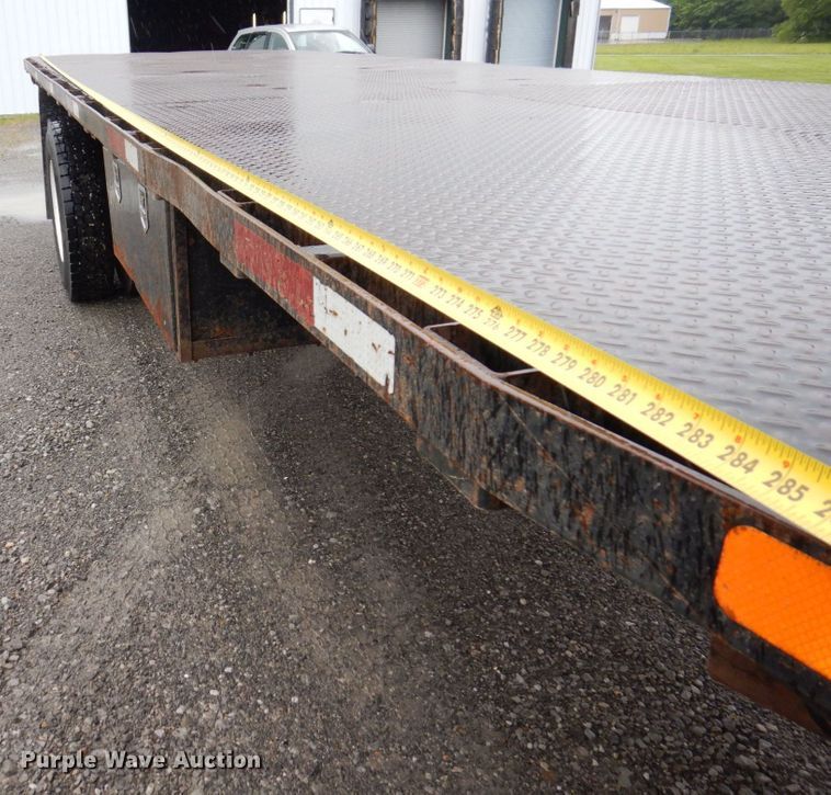 image for item KR9294 2000 Kenworth T300  dump flatbed truck