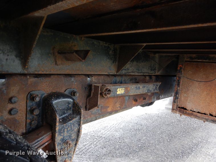 image for item KR9294 2000 Kenworth T300  dump flatbed truck