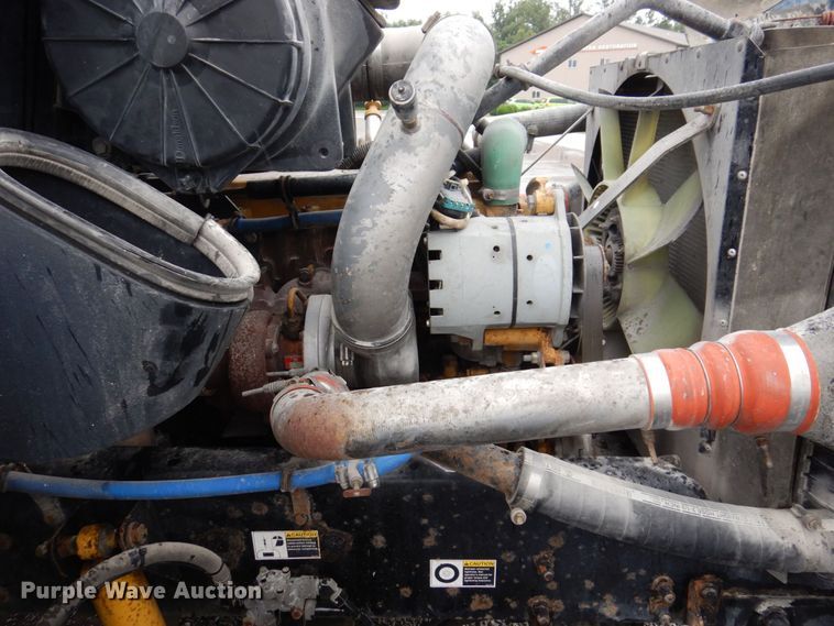 image for item KR9294 2000 Kenworth T300  dump flatbed truck