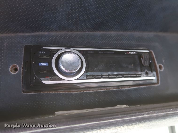 image for item KR9798 1993 Mack CH613  roll-off container truck