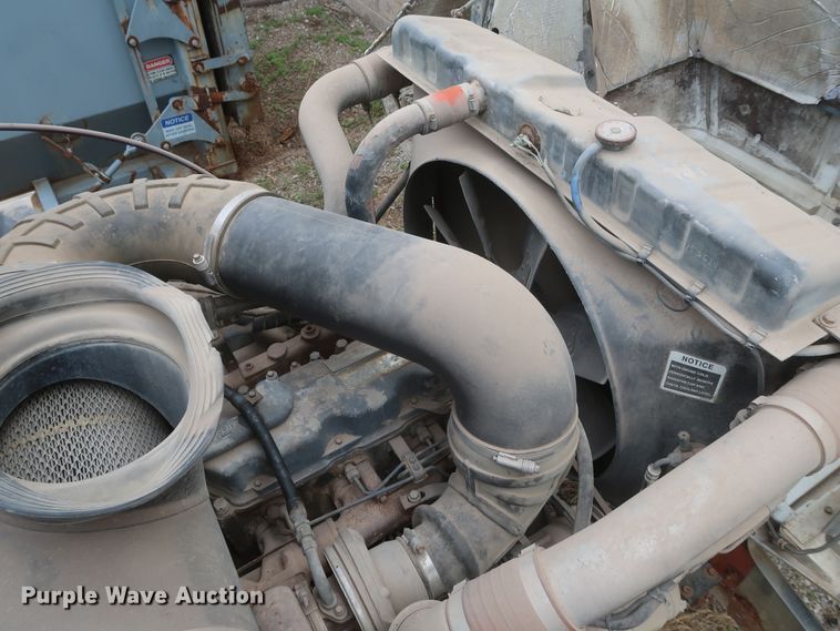 image for item KR9798 1993 Mack CH613  roll-off container truck