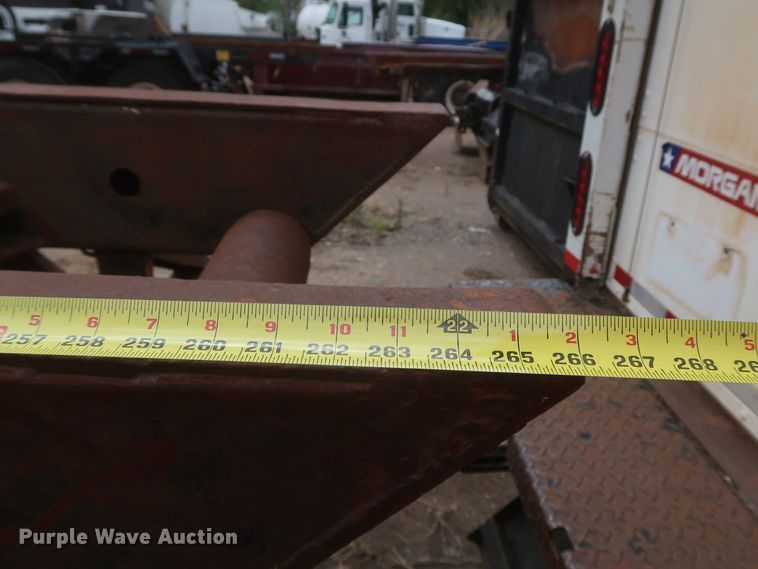 image for item KR9798 1993 Mack CH613  roll-off container truck