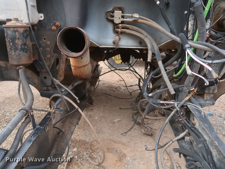 image for item KR9802 2003 Mack CX612 Vision semi truck cab