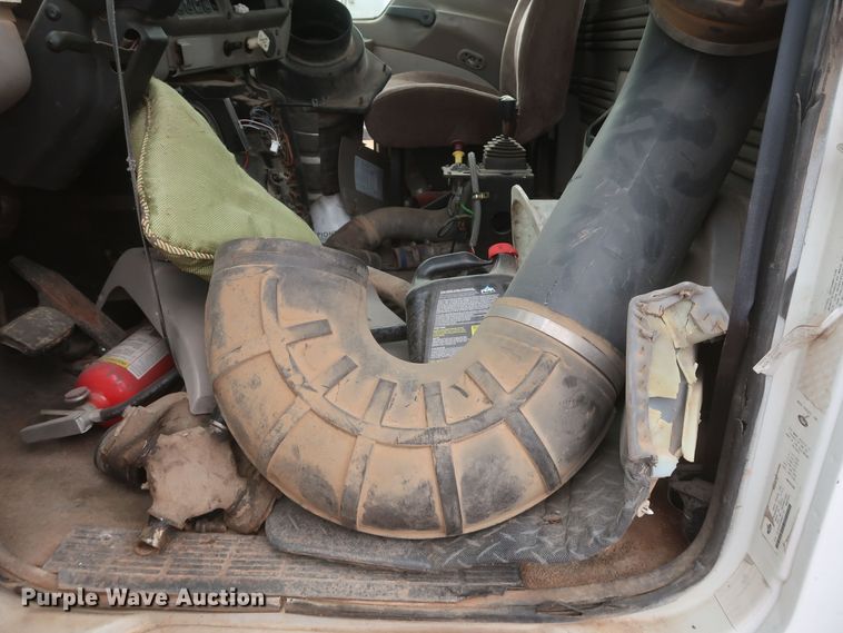 image for item KR9802 2003 Mack CX612 Vision semi truck cab