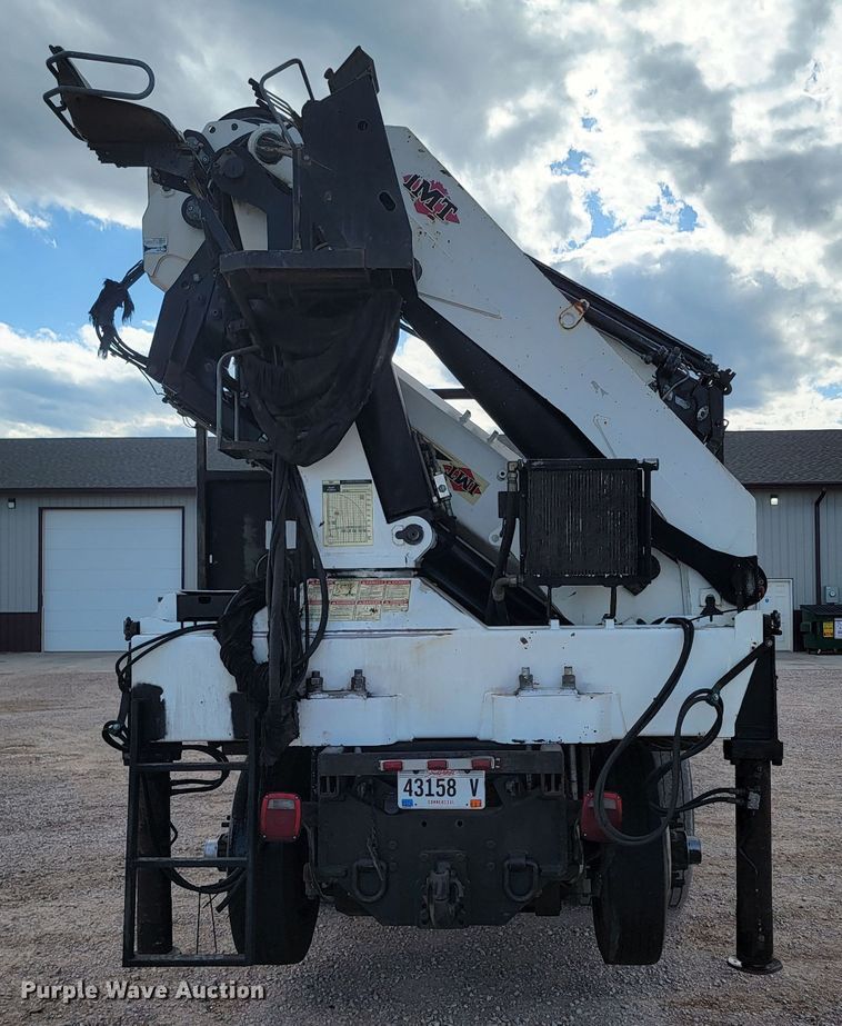 image for item KS9936 2005 Sterling LT9500  crane truck