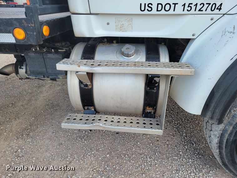 image for item KS9936 2005 Sterling LT9500  crane truck