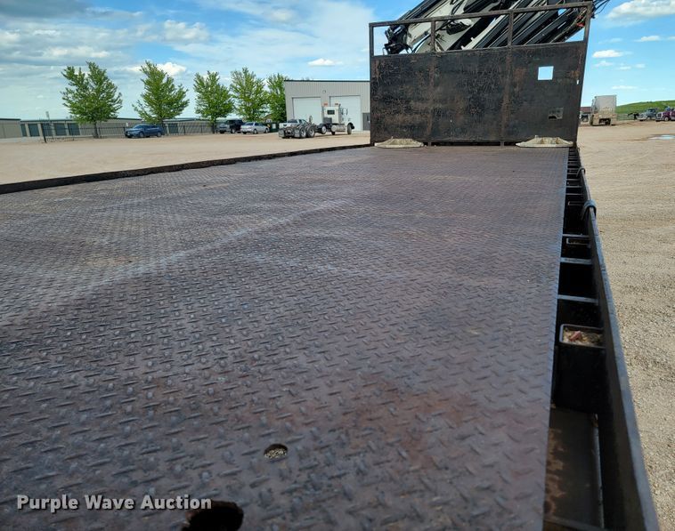 image for item KS9936 2005 Sterling LT9500  crane truck