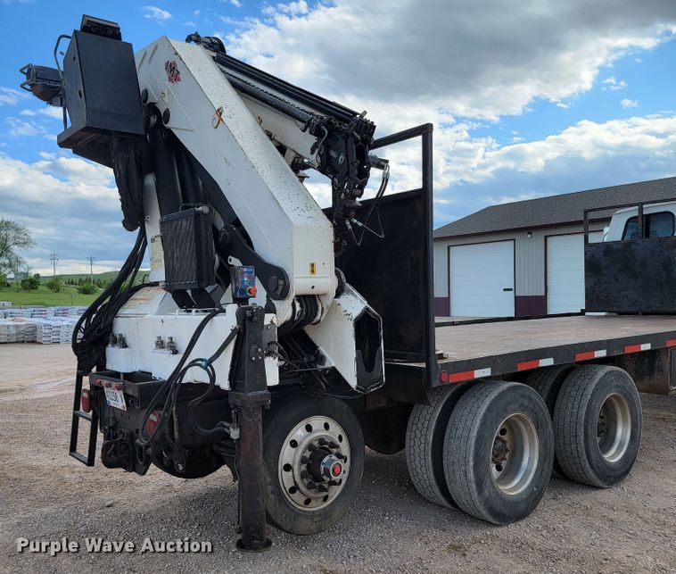 image for item KS9936 2005 Sterling LT9500  crane truck