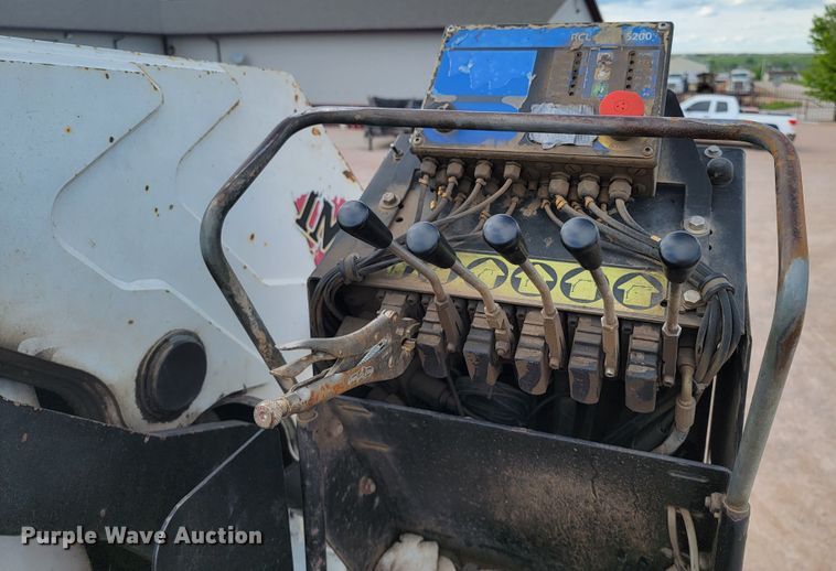 image for item KS9936 2005 Sterling LT9500  crane truck