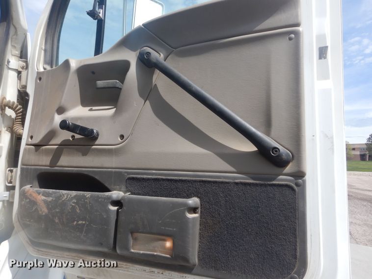 image for item KS9936 2005 Sterling LT9500  crane truck