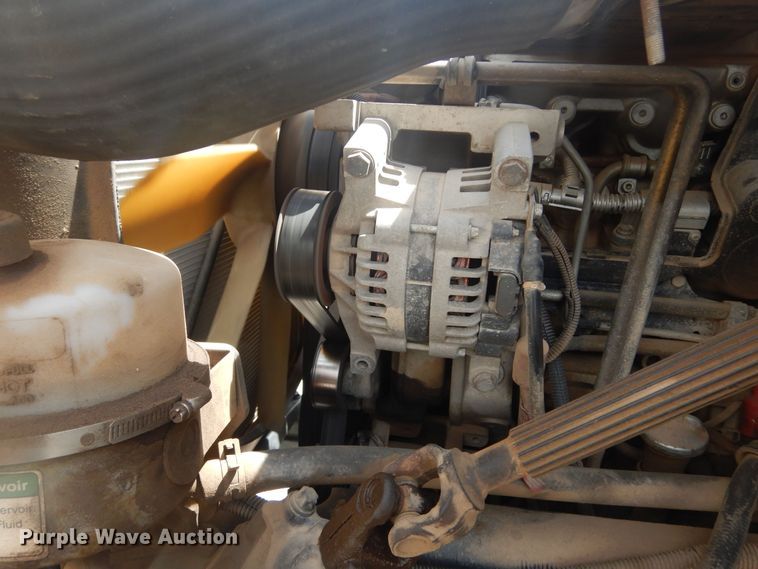 image for item KS9936 2005 Sterling LT9500  crane truck