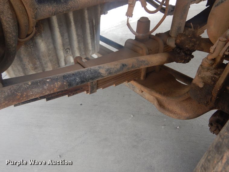 image for item KS9936 2005 Sterling LT9500  crane truck