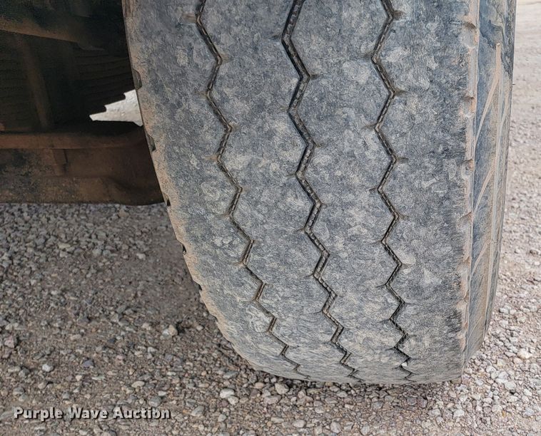 image for item KS9936 2005 Sterling LT9500  crane truck