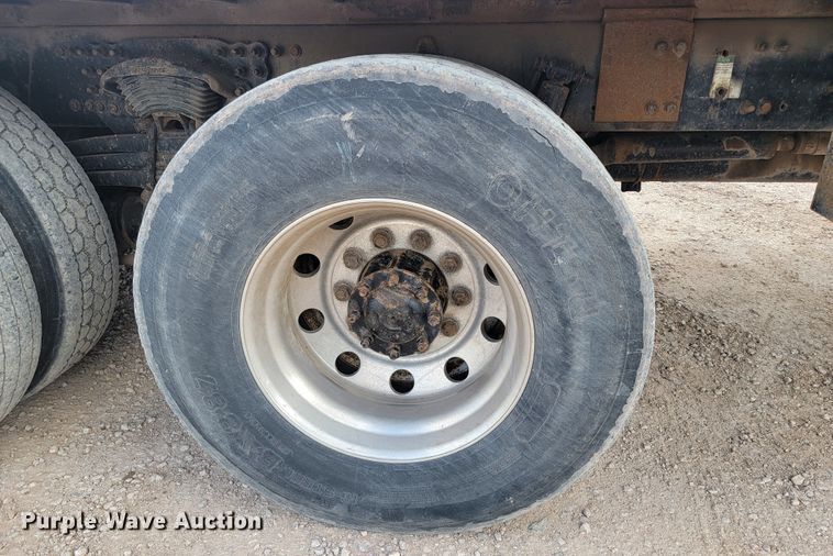 image for item KS9936 2005 Sterling LT9500  crane truck