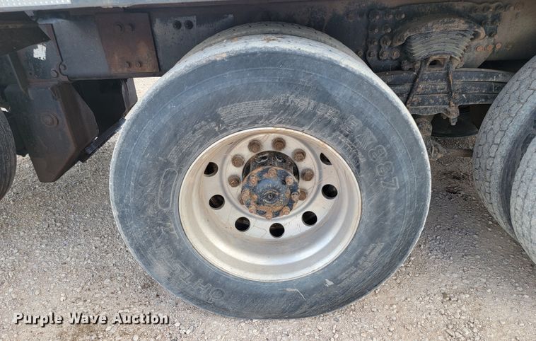 image for item KS9936 2005 Sterling LT9500  crane truck