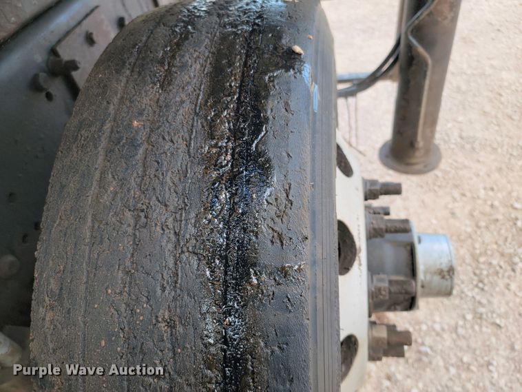 image for item KS9936 2005 Sterling LT9500  crane truck