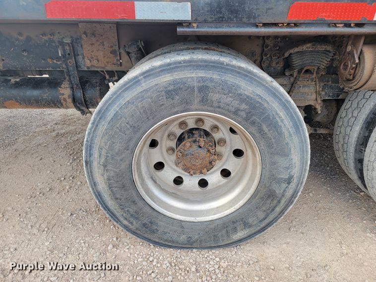 image for item KS9936 2005 Sterling LT9500  crane truck