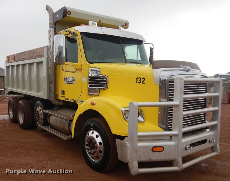 image for item KS9940 2011 Freightliner Coronado SD dump truck