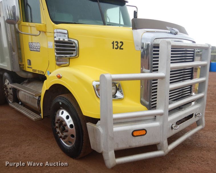 image for item KS9940 2011 Freightliner Coronado SD dump truck