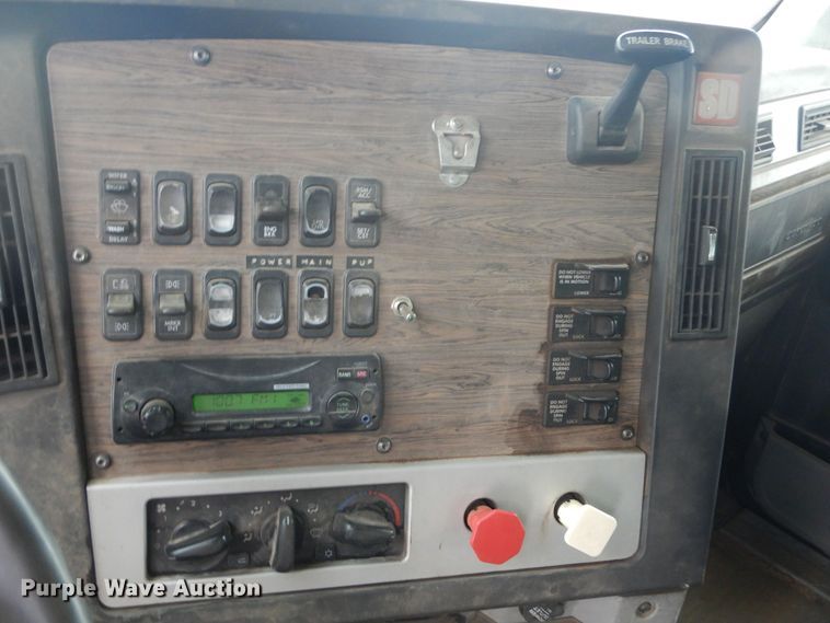 image for item KS9940 2011 Freightliner Coronado SD dump truck