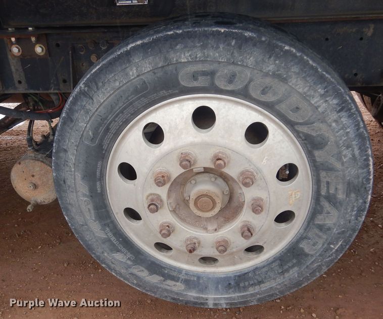 image for item KS9940 2011 Freightliner Coronado SD dump truck