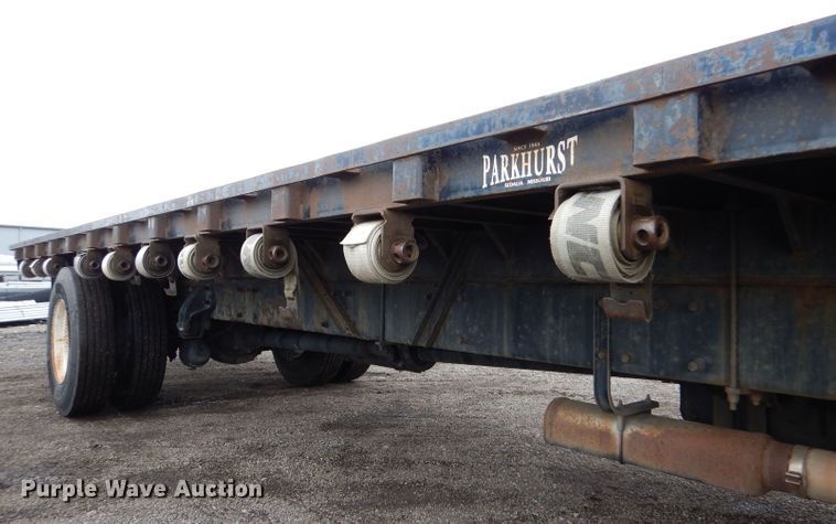 image for item LP9299 2008 Peterbilt 335  flatbed truck