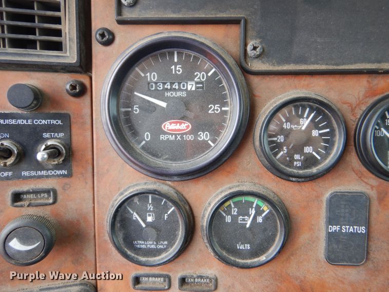 image for item LP9299 2008 Peterbilt 335  flatbed truck