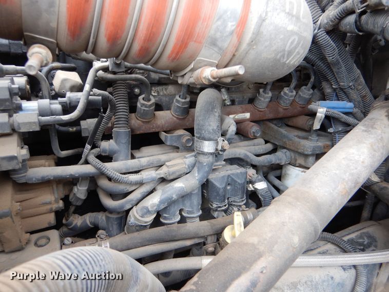 image for item LP9299 2008 Peterbilt 335  flatbed truck