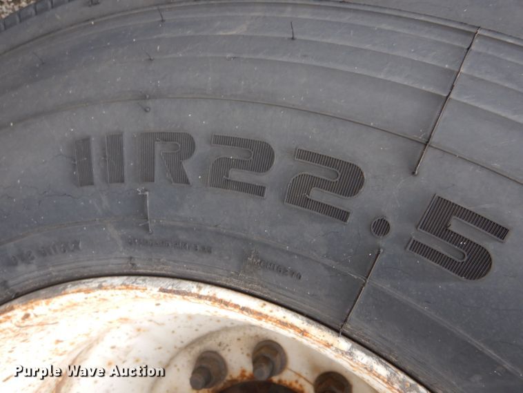 image for item LP9299 2008 Peterbilt 335  flatbed truck