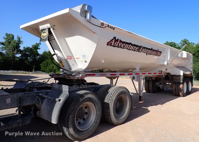 image for item LU9053 2017 MAC  end dump trailer