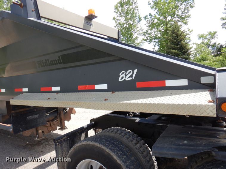 image for item MF9616 2006 Midland MG38TC3000  bottom dump trailer