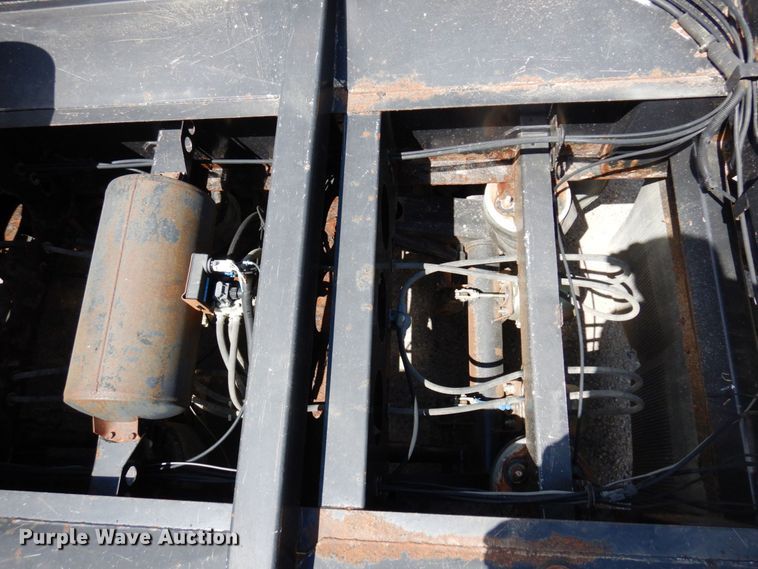 image for item MF9616 2006 Midland MG38TC3000  bottom dump trailer