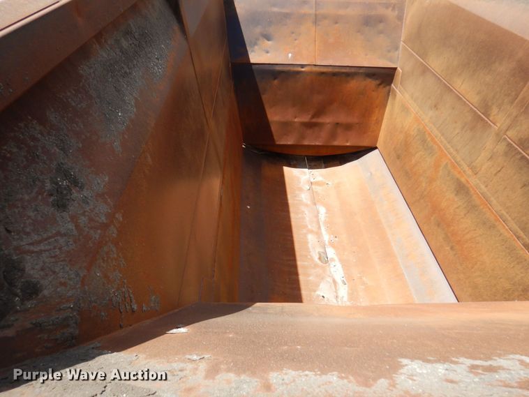 image for item MF9616 2006 Midland MG38TC3000  bottom dump trailer