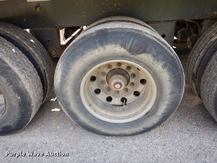 image for item MF9616 2006 Midland MG38TC3000  bottom dump trailer