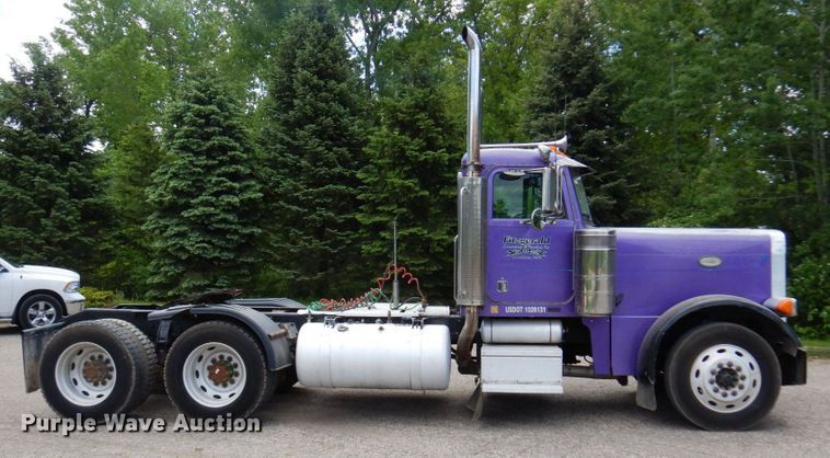 image for item MF9617 1998 Peterbilt 379  semi truck