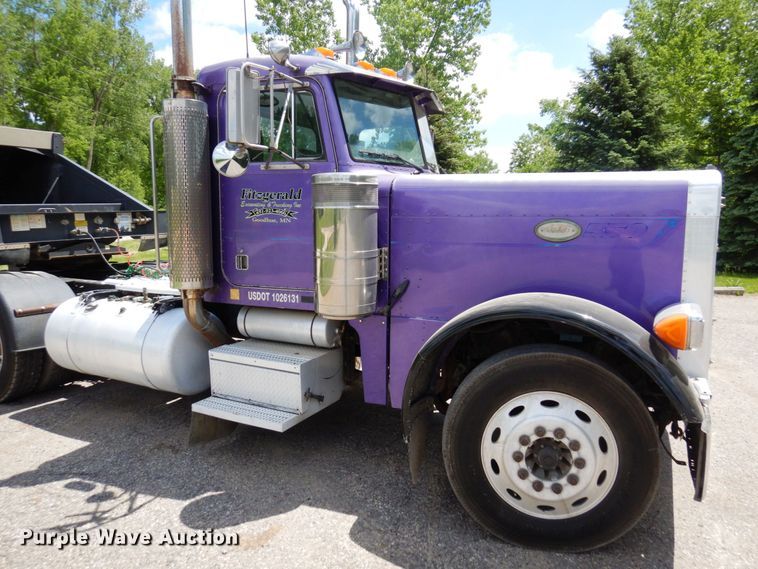 image for item MF9617 1998 Peterbilt 379  semi truck