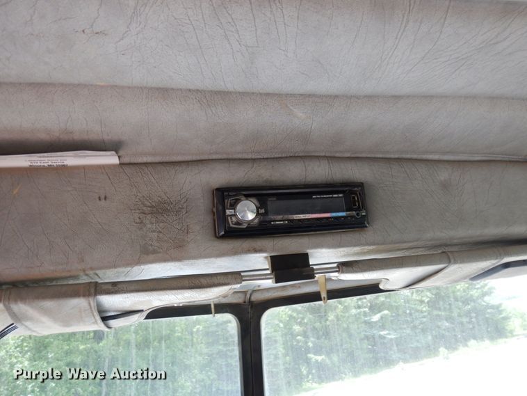 image for item MF9617 1998 Peterbilt 379  semi truck