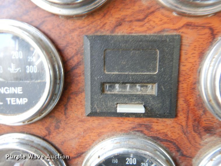 image for item MF9617 1998 Peterbilt 379  semi truck