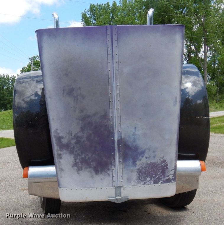 image for item MF9617 1998 Peterbilt 379  semi truck