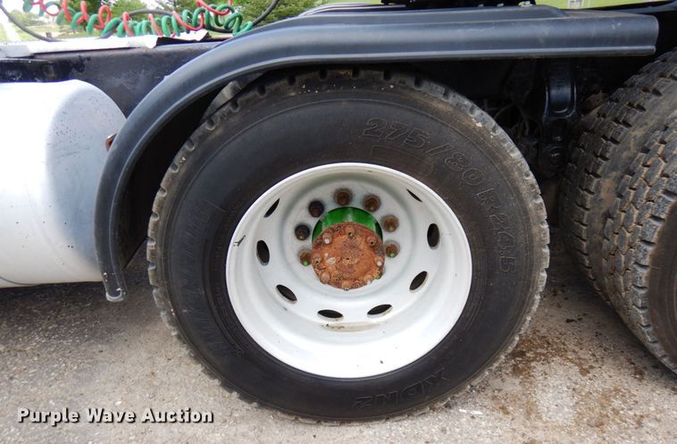 image for item MF9617 1998 Peterbilt 379  semi truck