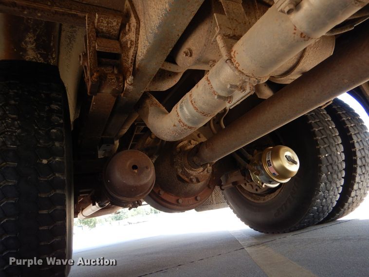 image for item DI1900 1997 Blue Bird TC2000  school bus