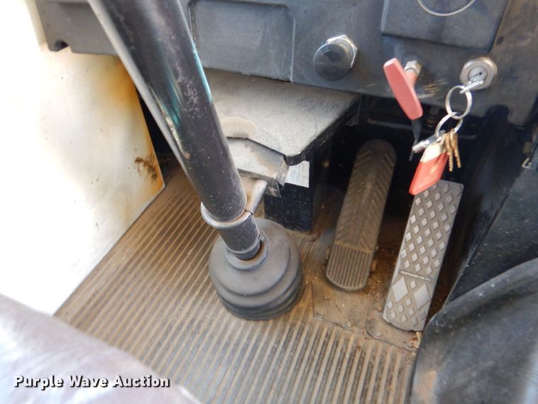 image for item DI1900 1997 Blue Bird TC2000  school bus